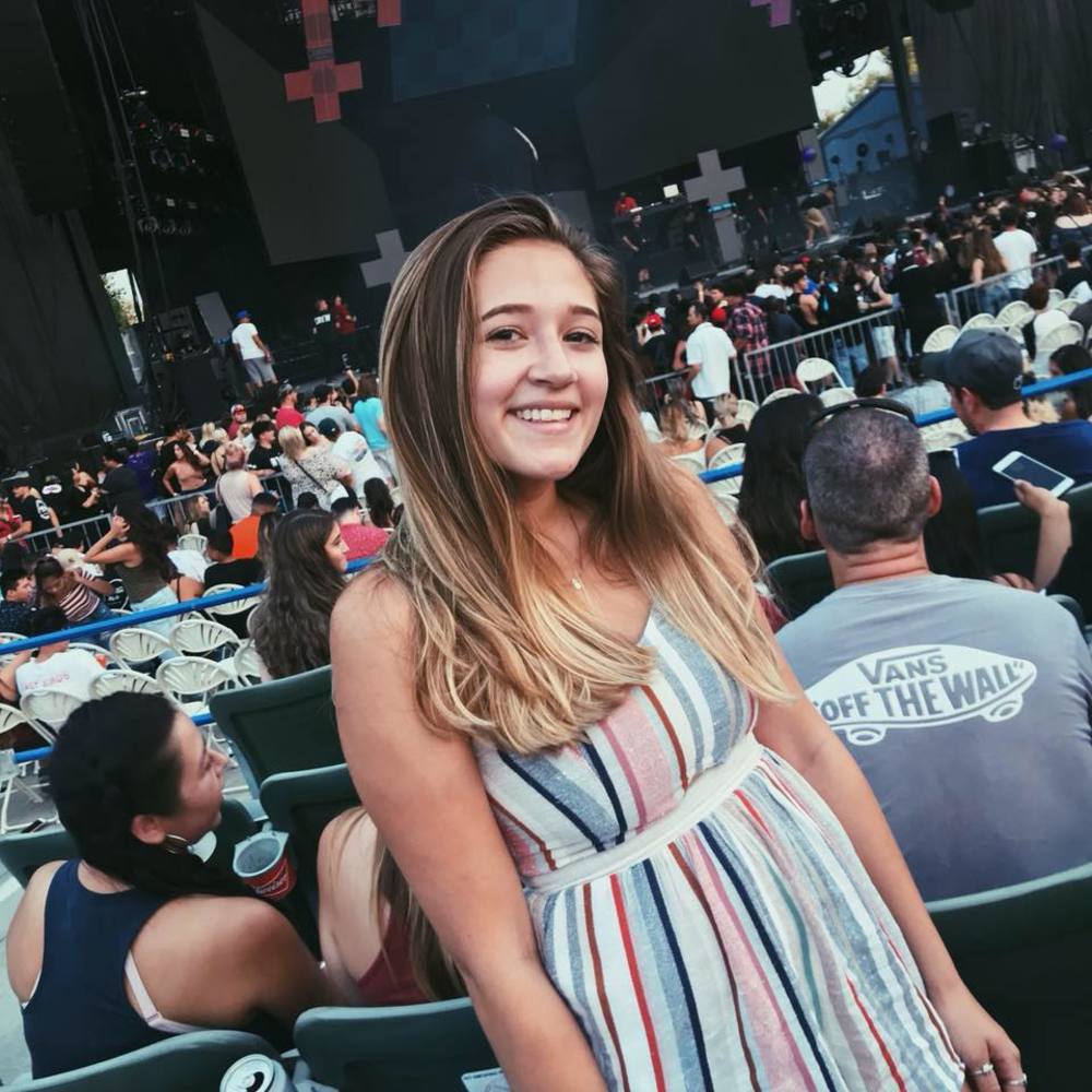 Meet your Posher, Emma